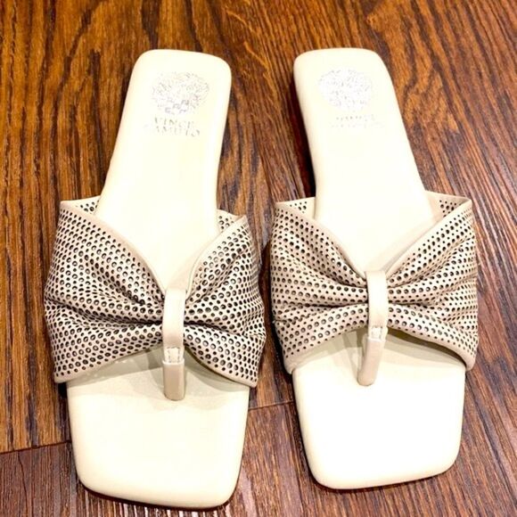 Vince Camuto Amahlee Square Toe Perforated Leather Thong Sandal Size 8.5 - Picture 4 of 6